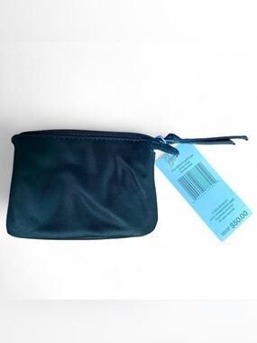 Vera Bradley Black Accordion Cardholder Wallet